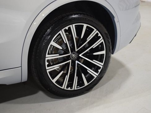 New 2025 Maserati Grecale Modena image 7