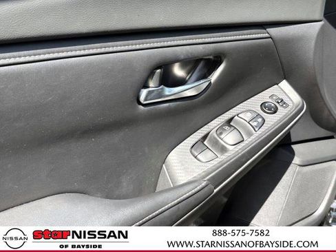 Certified 2022 Nissan Sentra SV w/ All-Weather Package image 9