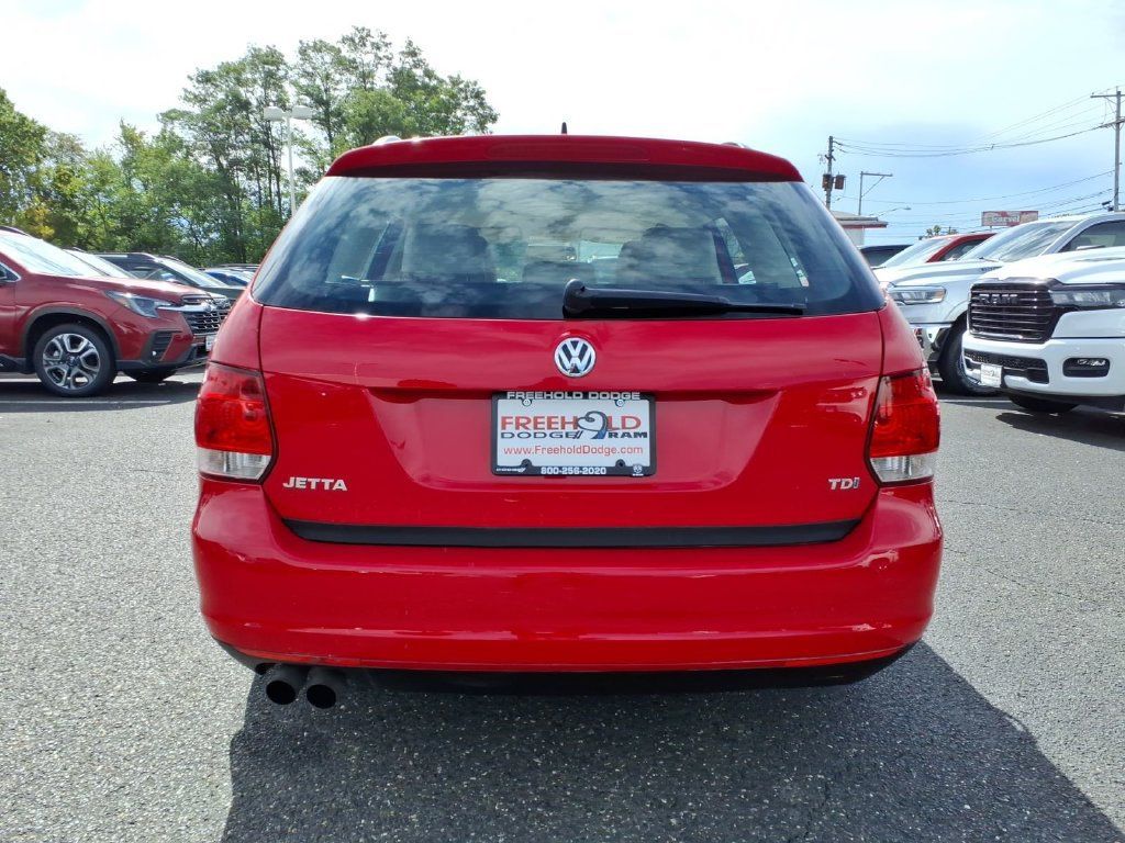 Used 2013 Volkswagen Jetta TDI FWD image 17