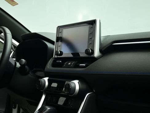 Used 2019 Toyota RAV4 XSE image 28