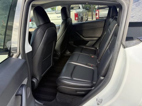 Used 2023 Tesla Model Y Long Range AWD/4WD image 13