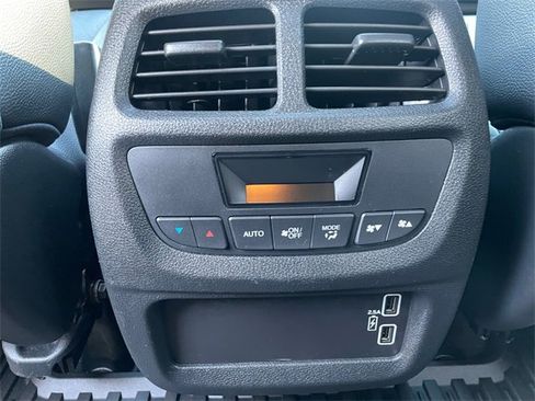 Used 2021 Honda Pilot Special Edition image 32