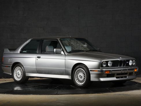 Used 1988 BMW M3 Coupe RWD image 3