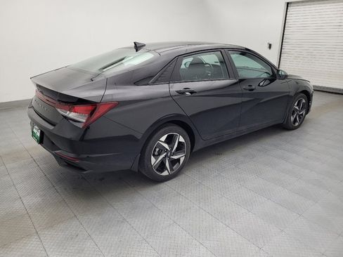 Used 2023 Hyundai Elantra SEL w/ Convenience Package image 10