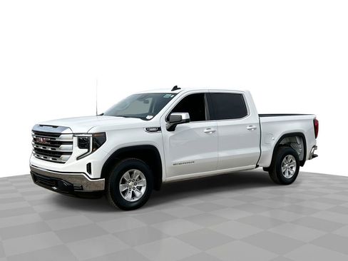 Used 2025 GMC Sierra 1500 SLE image 1