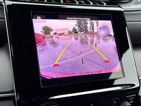 New 2025 Jeep Grand Cherokee Altitude AWD/4WD image 18