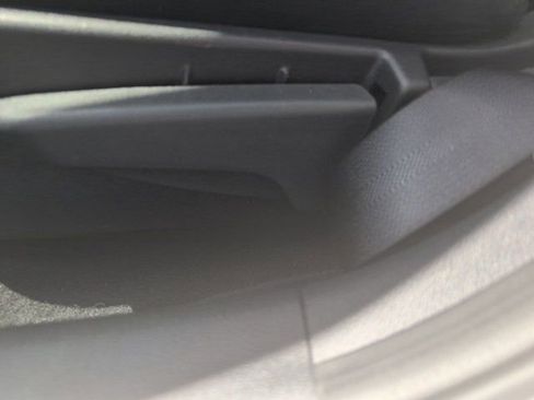 Used 2025 Nissan Sentra SV FWD image 14