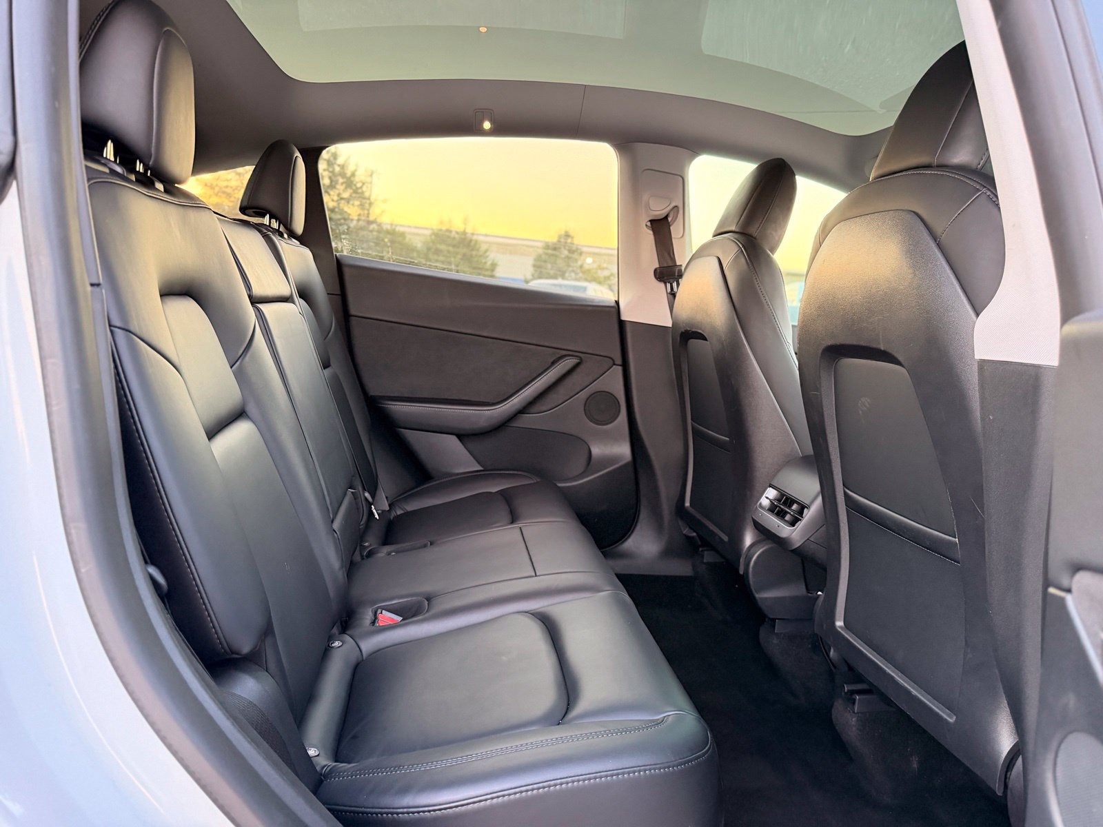Used 2021 Tesla Model Y Performance AWD/4WD image 19