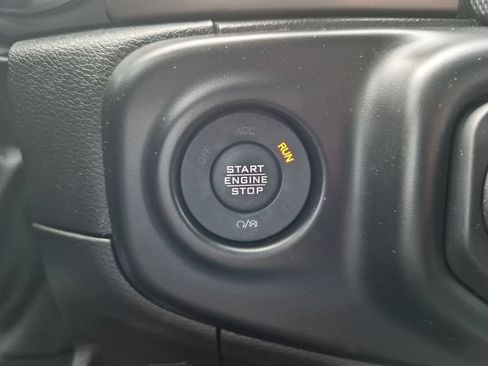 Used 2022 Jeep Wrangler Unlimited Sport AWD/4WD image 25