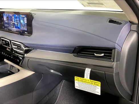 New 2026 Nissan Sentra SL w/ Floor Mat Package FWD image 21