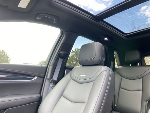 Used 2024 Cadillac XT5 Premium Luxury w/ Technology Package image 20