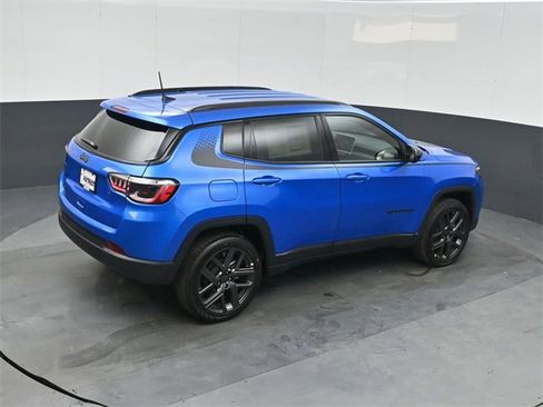 New 2026 Jeep Compass Latitude image 31