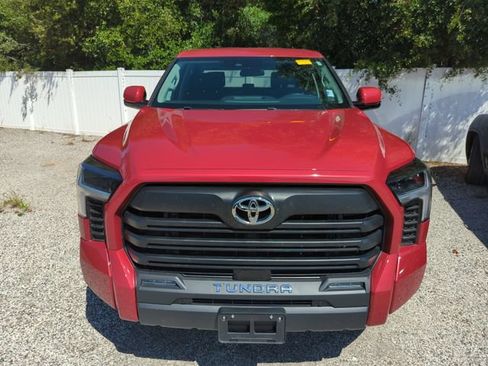 Used 2024 Toyota Tundra SR5 w/ SR5 Convenience Package AWD/4WD image 5
