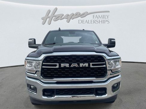 Used 2024 RAM 2500 Big Horn AWD/4WD image 9