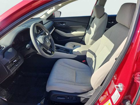 Certified 2023 Honda Accord EX image 29
