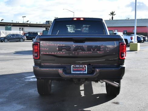 Used 2025 RAM 2500 Big Horn image 7