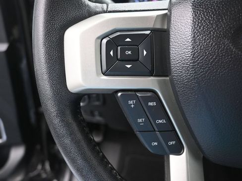 Used 2019 Ford F250 Lariat w/ Lariat Ultimate Package AWD/4WD image 6