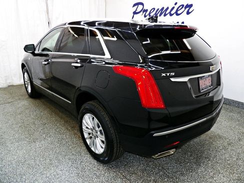 Used 2019 Cadillac XT5 FWD image 4