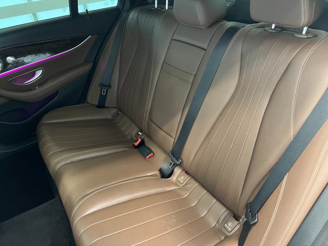 Used 2017 Mercedes-Benz E 300 4MATIC image 28