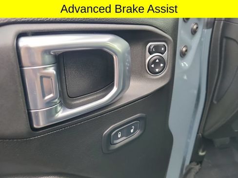 Used 2026 Jeep Wrangler Sport AWD/4WD image 22
