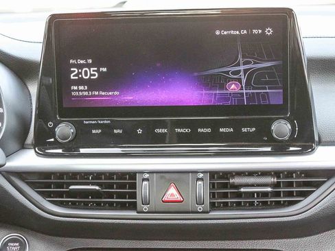 Used 2023 Kia Forte GT-Line w/ GT-Line Premium Package image 18