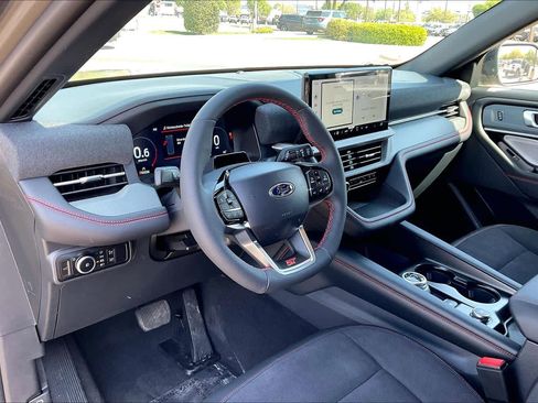 New 2026 Ford Explorer ST AWD/4WD image 8