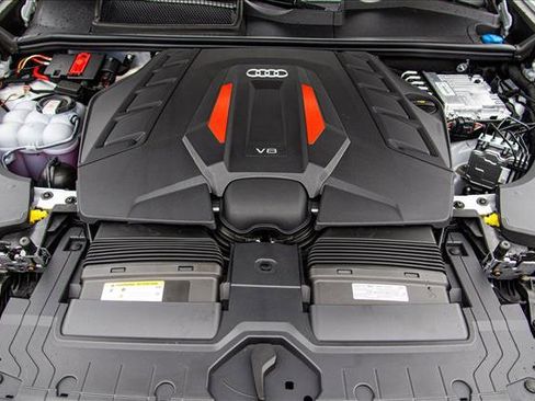 New 2026 Audi SQ8 Prestige image 27