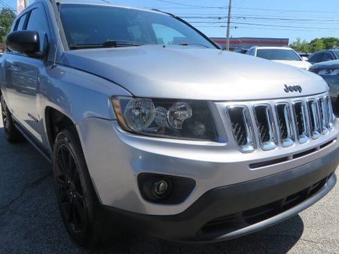 Used 2015 Jeep Compass Sport w/ Power Value Group FWD image 32