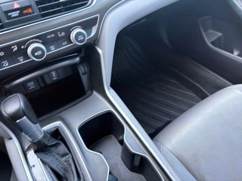 Used 2020 Honda Accord LX image 30