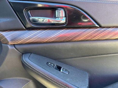 Used 2017 Nissan Maxima Platinum image 23