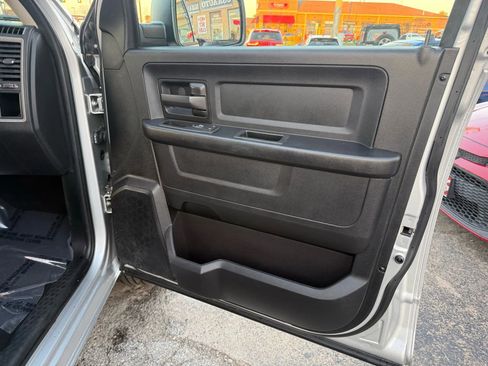 Used 2016 RAM 1500 Express AWD/4WD image 20