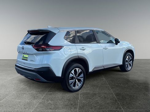 Used 2023 Nissan Rogue SV AWD/4WD image 9