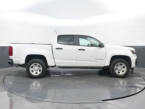 Used 2022 Chevrolet Colorado W/T image 2