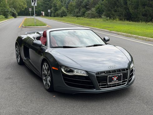 Used 2011 Audi R8 V10 AWD/4WD image 13