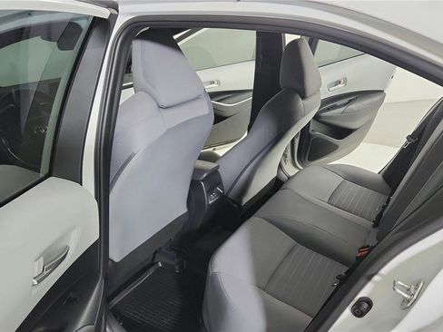 Used 2024 Toyota Corolla SE image 16