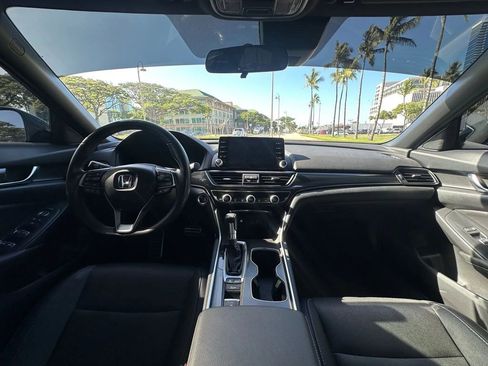 Used 2021 Honda Accord Sport image 10