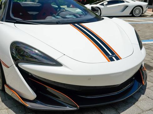 Used 2019 McLaren 600LT RWD image 40