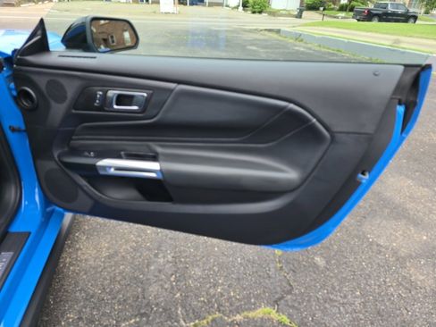 Used 2025 Ford Mustang GT Premium w/ GT Performance Package image 65