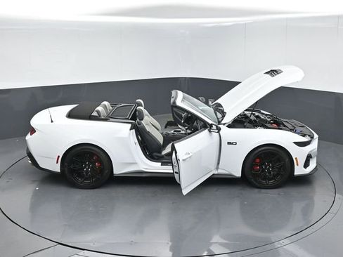 Certified 2025 Ford Mustang GT Premium w/ GT Performance Package image 58