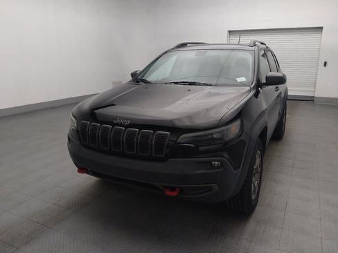 Used 2020 Jeep Cherokee Trailhawk w/ Cold Weather Group AWD/4WD image 15
