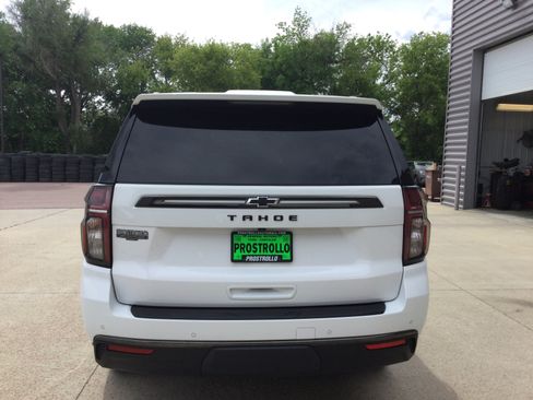 Used 2021 Chevrolet Tahoe Z71 w/ Luxury Package AWD/4WD image 6