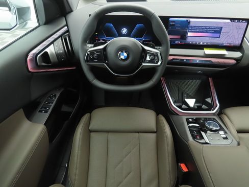 Used 2026 BMW X3 xDrive30i w/ Premium Package AWD/4WD image 11
