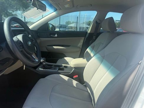 Used 2016 Kia Optima LX FWD image 9