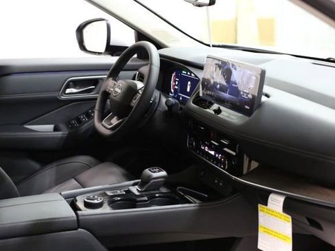 New 2026 Nissan Rogue Platinum w/ Platinum Premium Package image 22