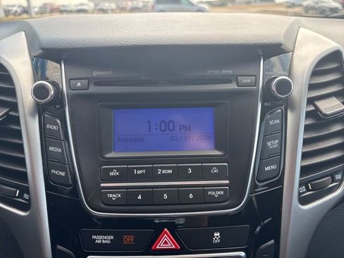 Used 2013 Hyundai Elantra GT w/ Touch & Go Pkg image 29