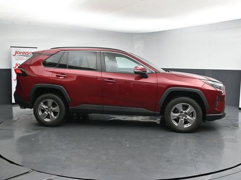 Used 2023 Toyota RAV4 XLE w/ Convenience Package FWD image 9