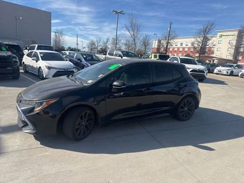 Used 2020 Toyota Corolla XSE image 7