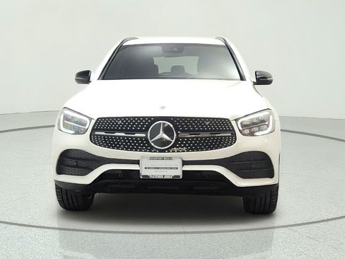 Used 2022 Mercedes-Benz GLC 300 image 2