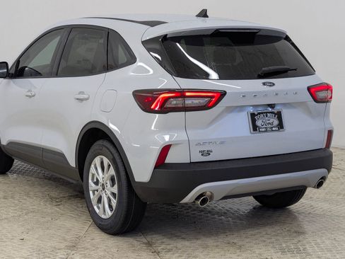 New 2026 Ford Escape Active image 3