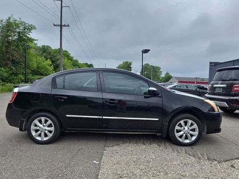 Used 2011 Nissan Sentra 2.0 SL w/ SL Special Value Pkg FWD image 2